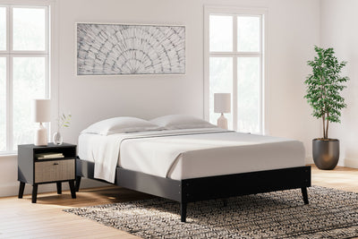 Charlang - Black / Gray - Queen Platform Bed