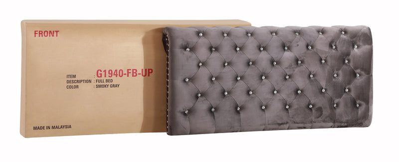 Maxx - Tufted Upholstered Bed