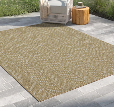 Earth - 2'7" X 7'3" Indoor / Outdoor Area Rug - Natural / White