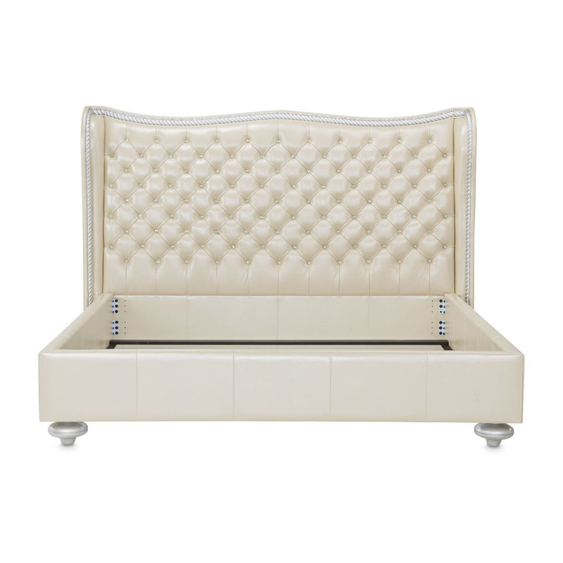 Hollywood Swank - California King Upholstered Bed - Creamy Pearl