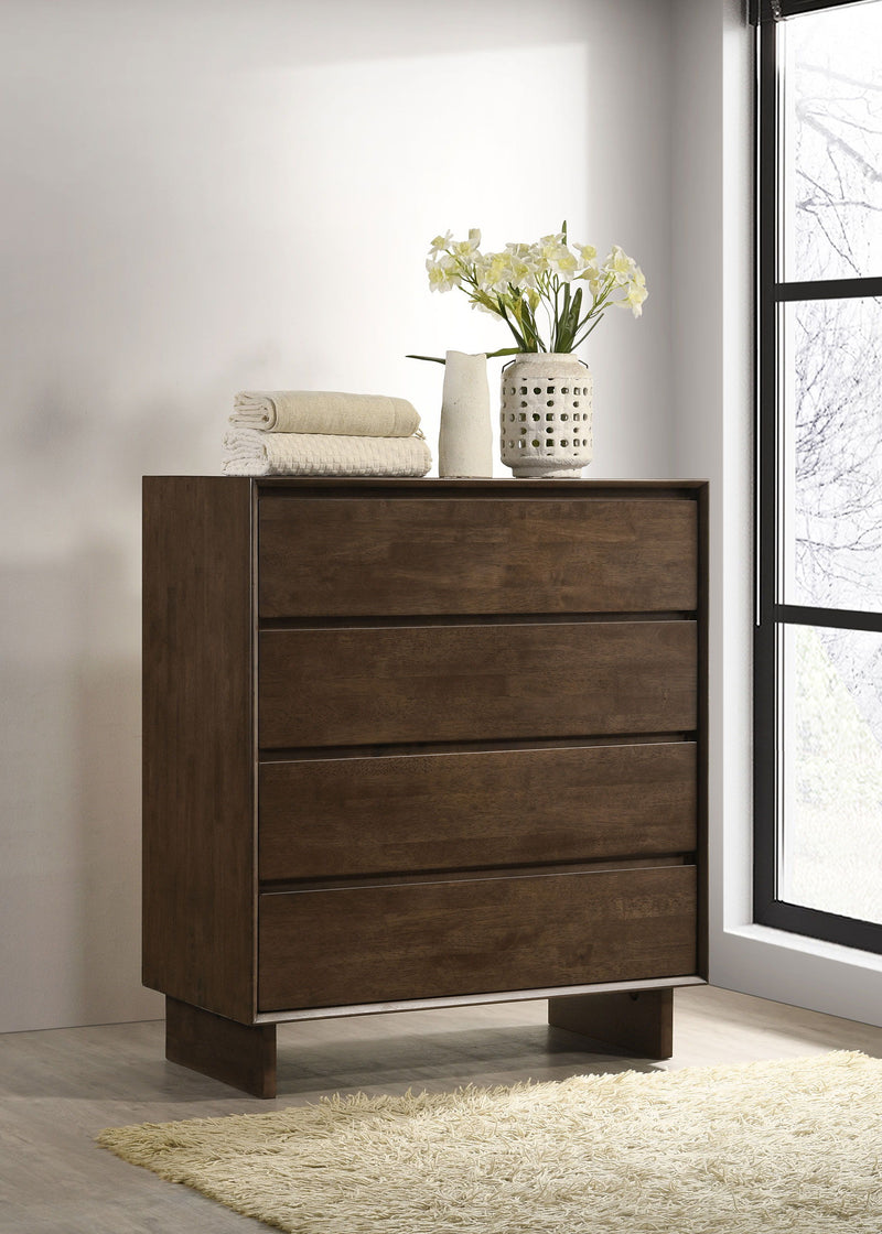 Glenwood - 4-Drawer Chest Of Drawers - Warm Brown