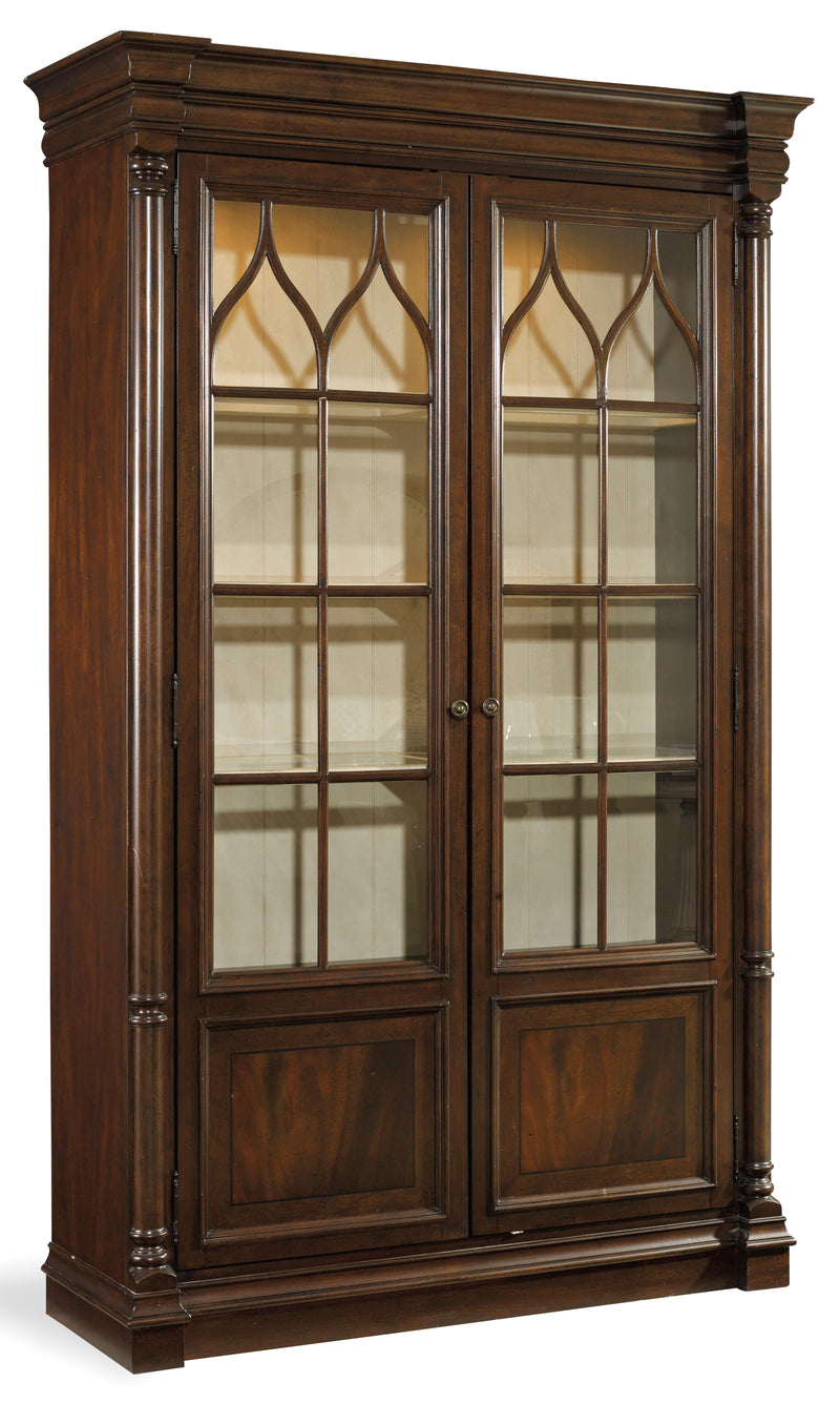 Leesburg - Display Cabinet