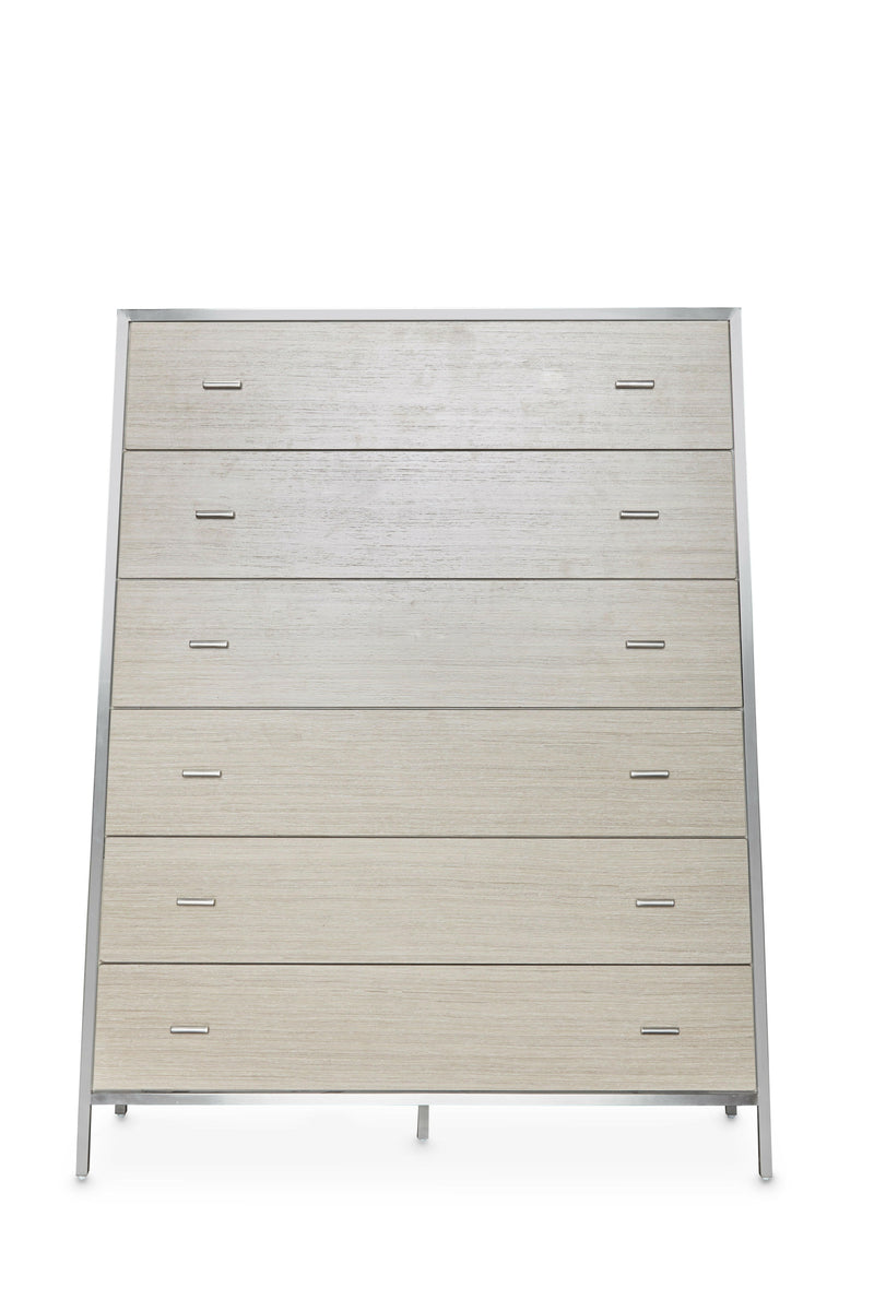 Silverlake Village - 6-Drawer Chest - Washed Oak.