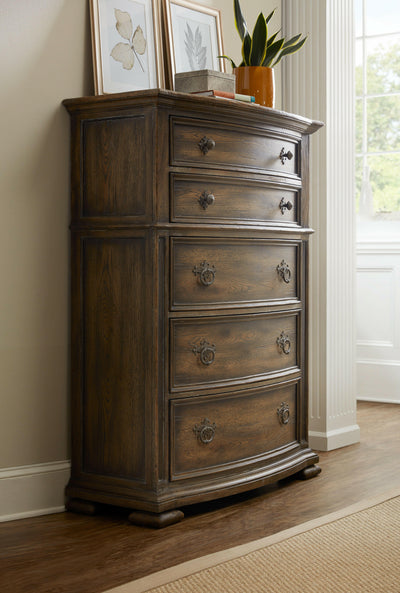 Hill Country - Gillespie 5-Drawer Chest.