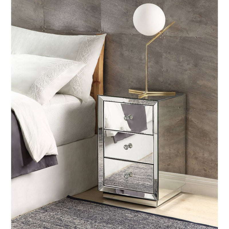 Nyoka - Accent Table - Mirrored - Grand Furniture GA