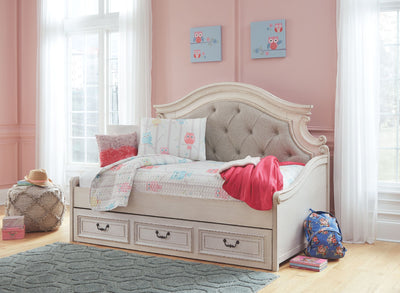 Realyn - Chipped White - Twin Day Bed With Storage.